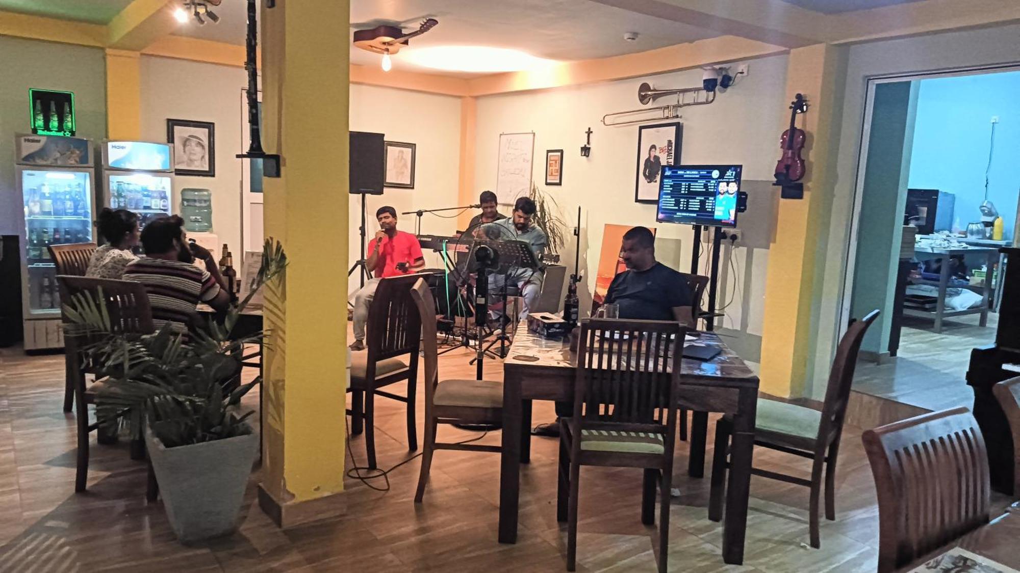 This Is It Airport Hotel And Restaurant Negombo Luaran gambar
