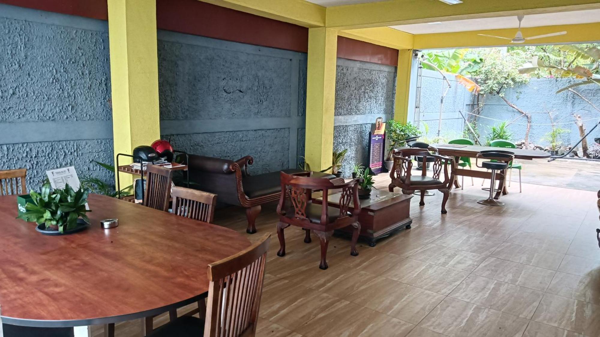 This Is It Airport Hotel And Restaurant Negombo Luaran gambar