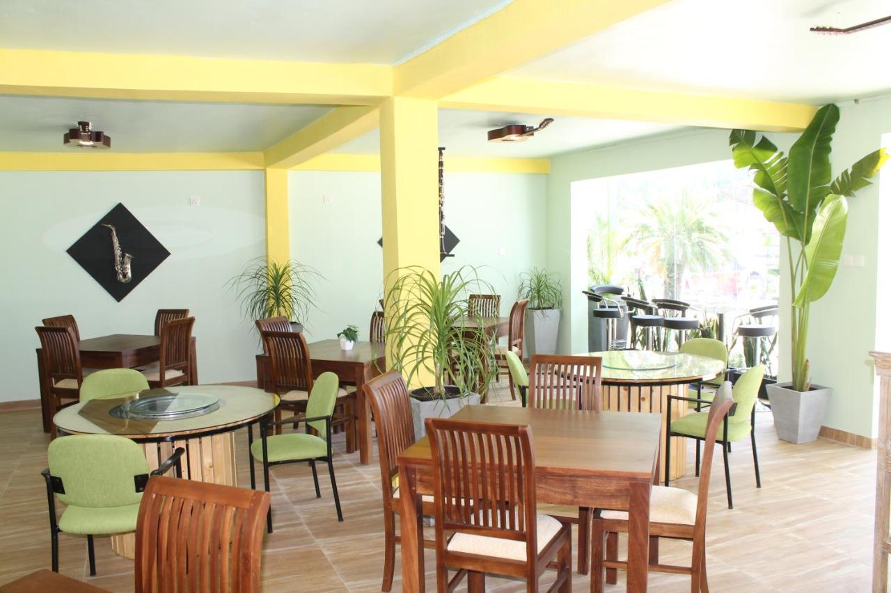 This Is It Airport Hotel And Restaurant Negombo Luaran gambar