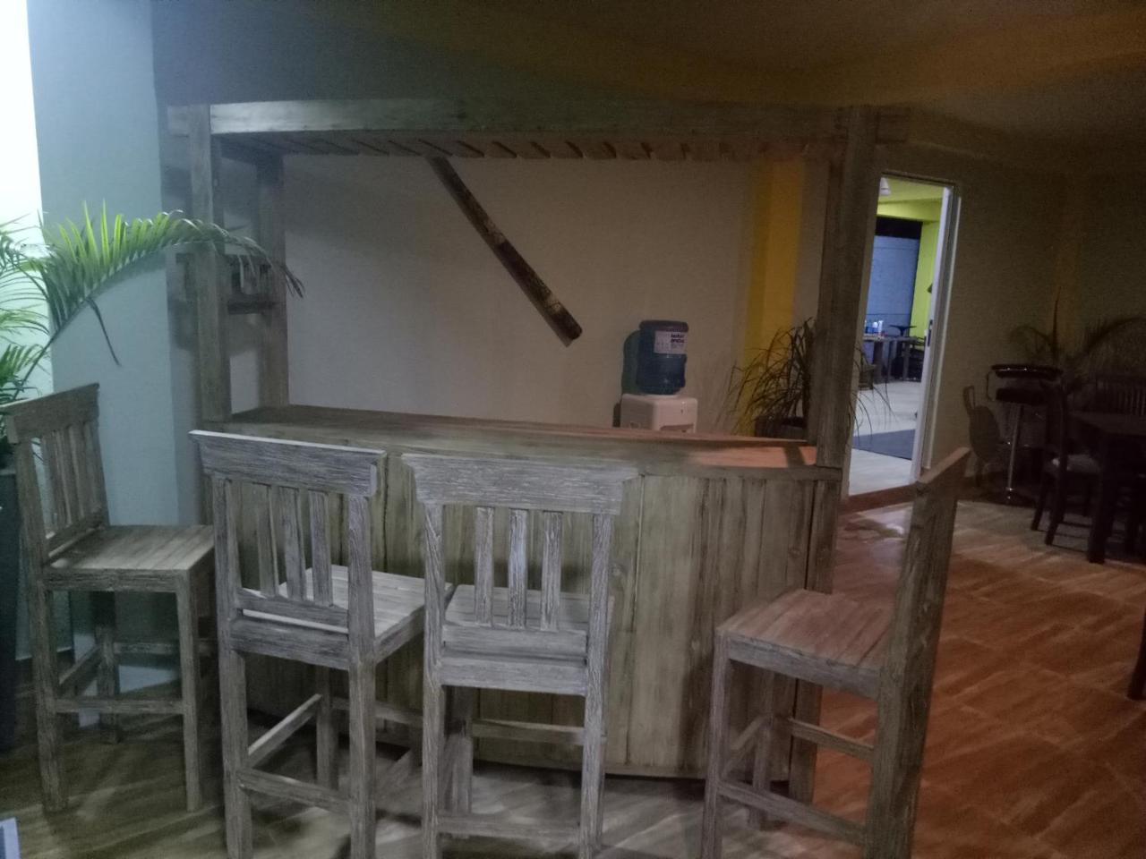 This Is It Airport Hotel And Restaurant Negombo Luaran gambar