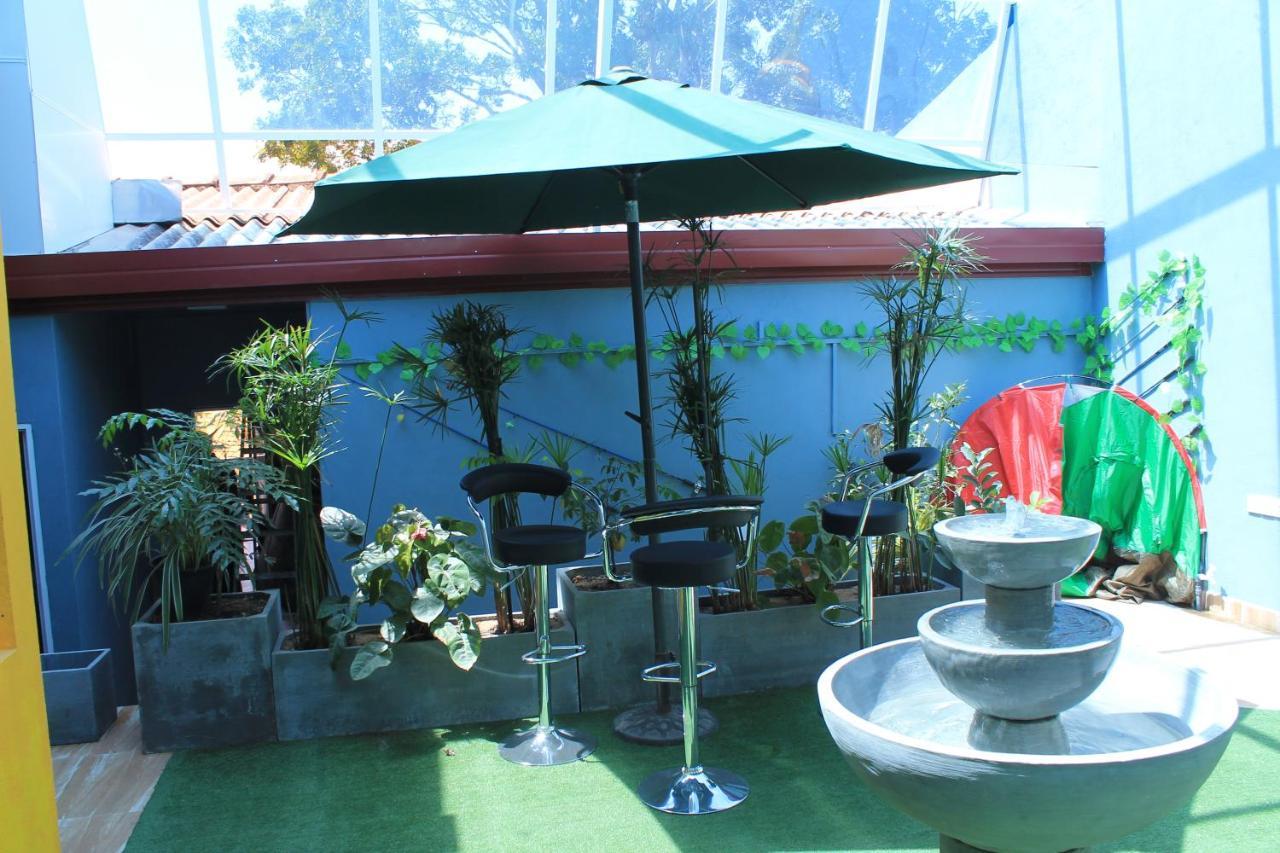 This Is It Airport Hotel And Restaurant Negombo Luaran gambar